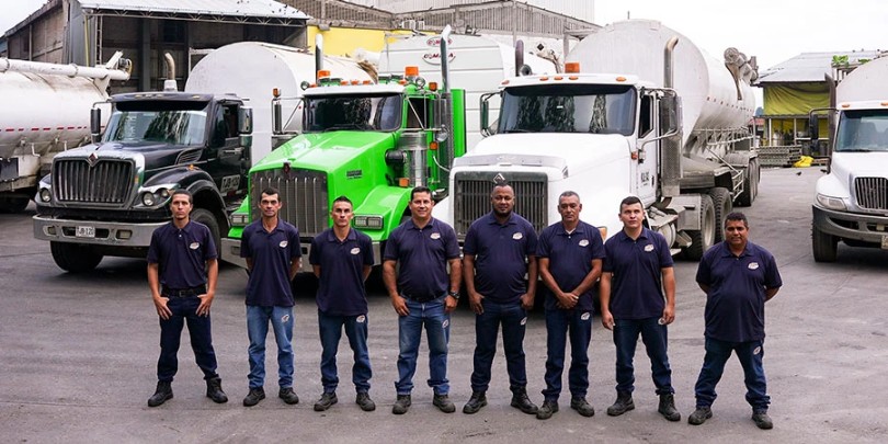 Camiones graneleros de Don pollo: Eficiencia y productividad en tiempo récord